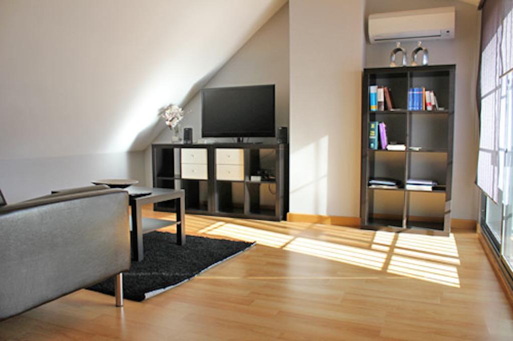 Apartamentos San Pablo Málaga Szoba fotó