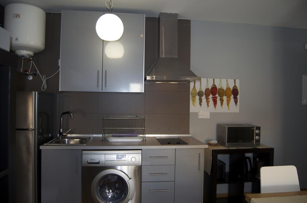 Apartamentos San Pablo Málaga Szoba fotó