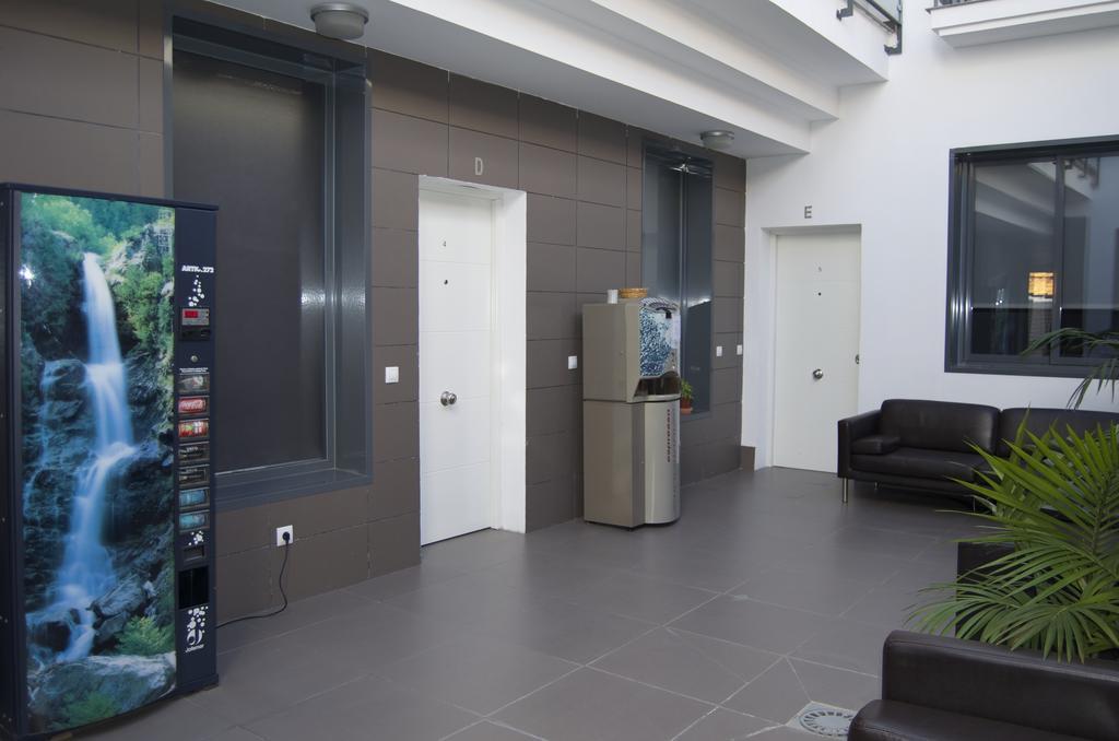 Apartamentos San Pablo Málaga Kültér fotó